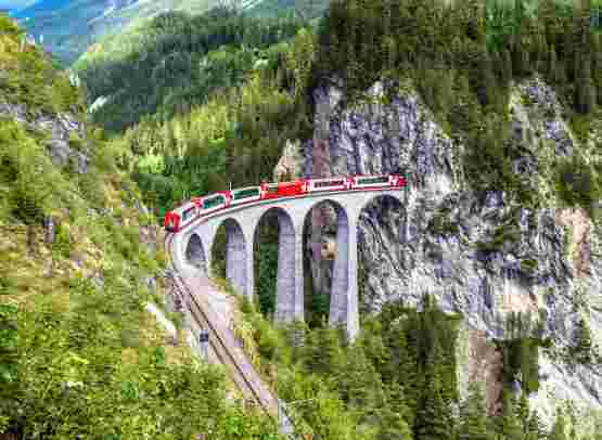 Grand Tour of Switzerland by Train