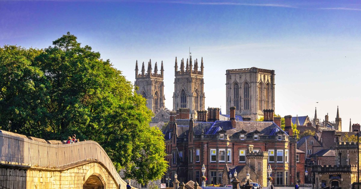The Heritage Cities of England / Authentic Europe